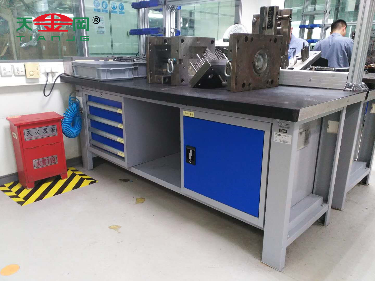 無塵車間精益生產(chǎn)工作臺(tái)武漢哪家最好？【天金岡】