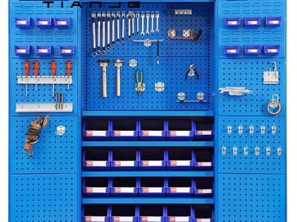 工具柜廠家天金岡砥礪奮進(jìn)，獲中國(guó)招投標(biāo)企業(yè)信用AAA級(jí)證書！