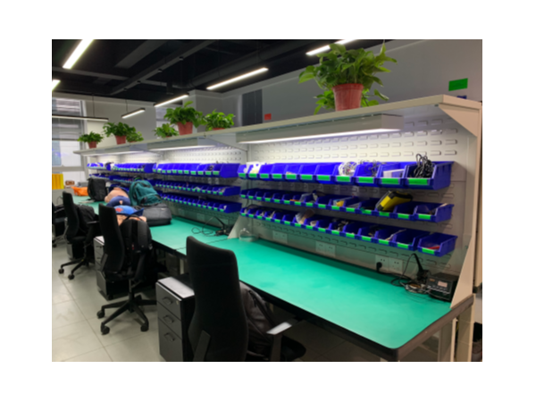 鉗工桌貨物操作臺哪家好，品牌廠家，品質保證【天金岡】